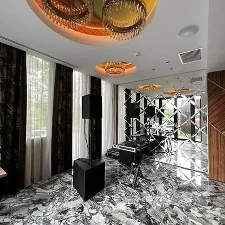Codrisor Hotel 3*